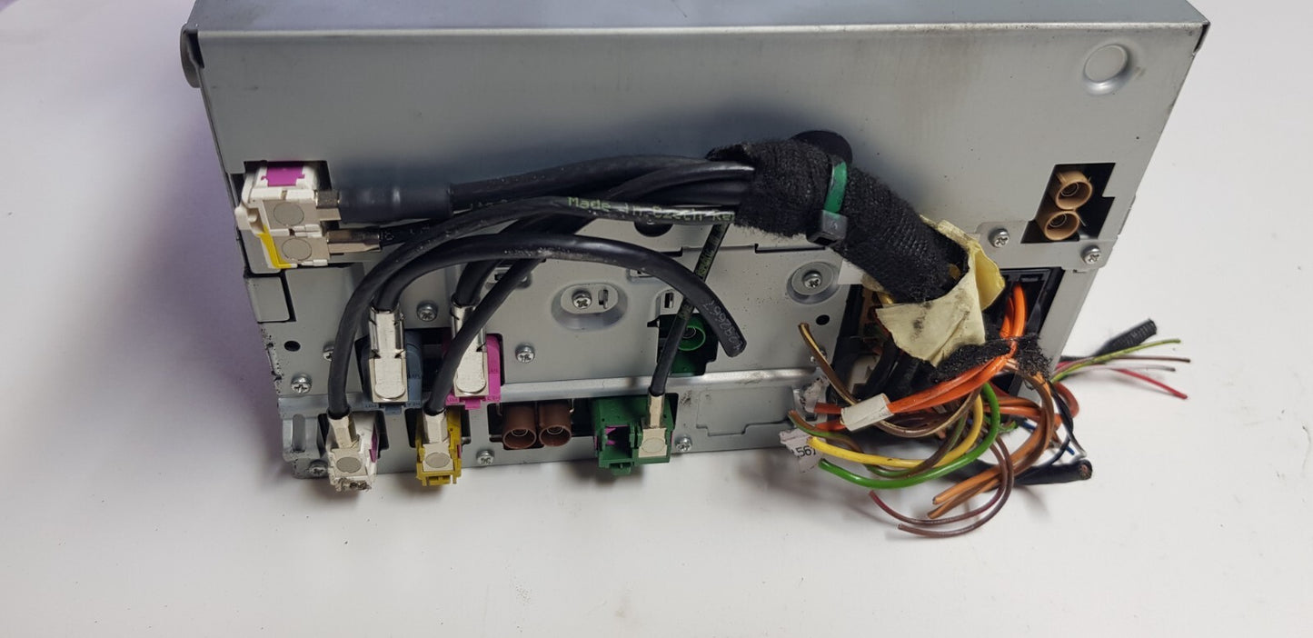 Mercedes W204 Headunit Comand Navigation A 2049001108 A 2049012203 mit PIN Code
