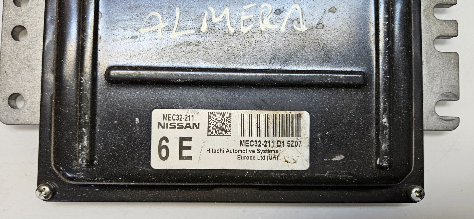 Nissan Almera Motorsteuergerät Steuergerät MEC32-211