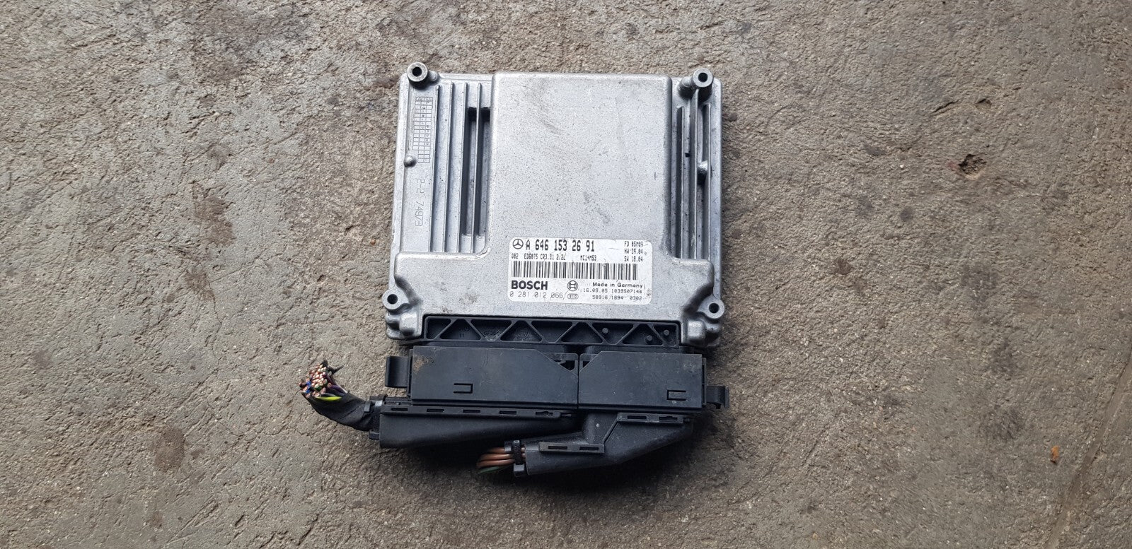 Mercedes W639 Motorsteuergerät Steuergerät A 6461532691 0281012066