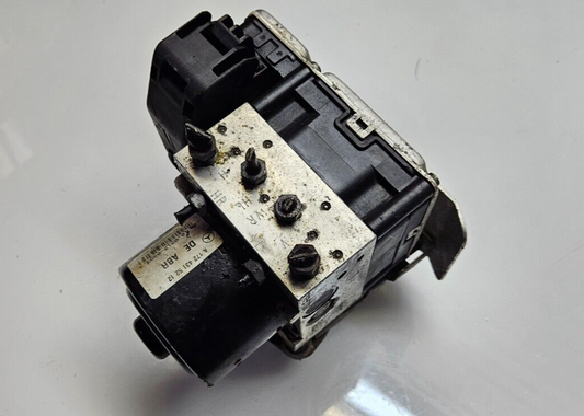 Mercedes W204 C63 AMG ABS Hydraulikblock Steuergerät A 1729012000 A 1724315212