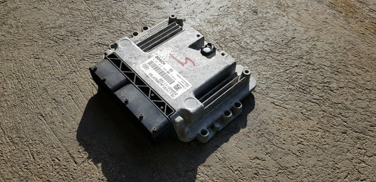 Kia Motorsteuergerät Steuergerät 39111-2A952 0281019360