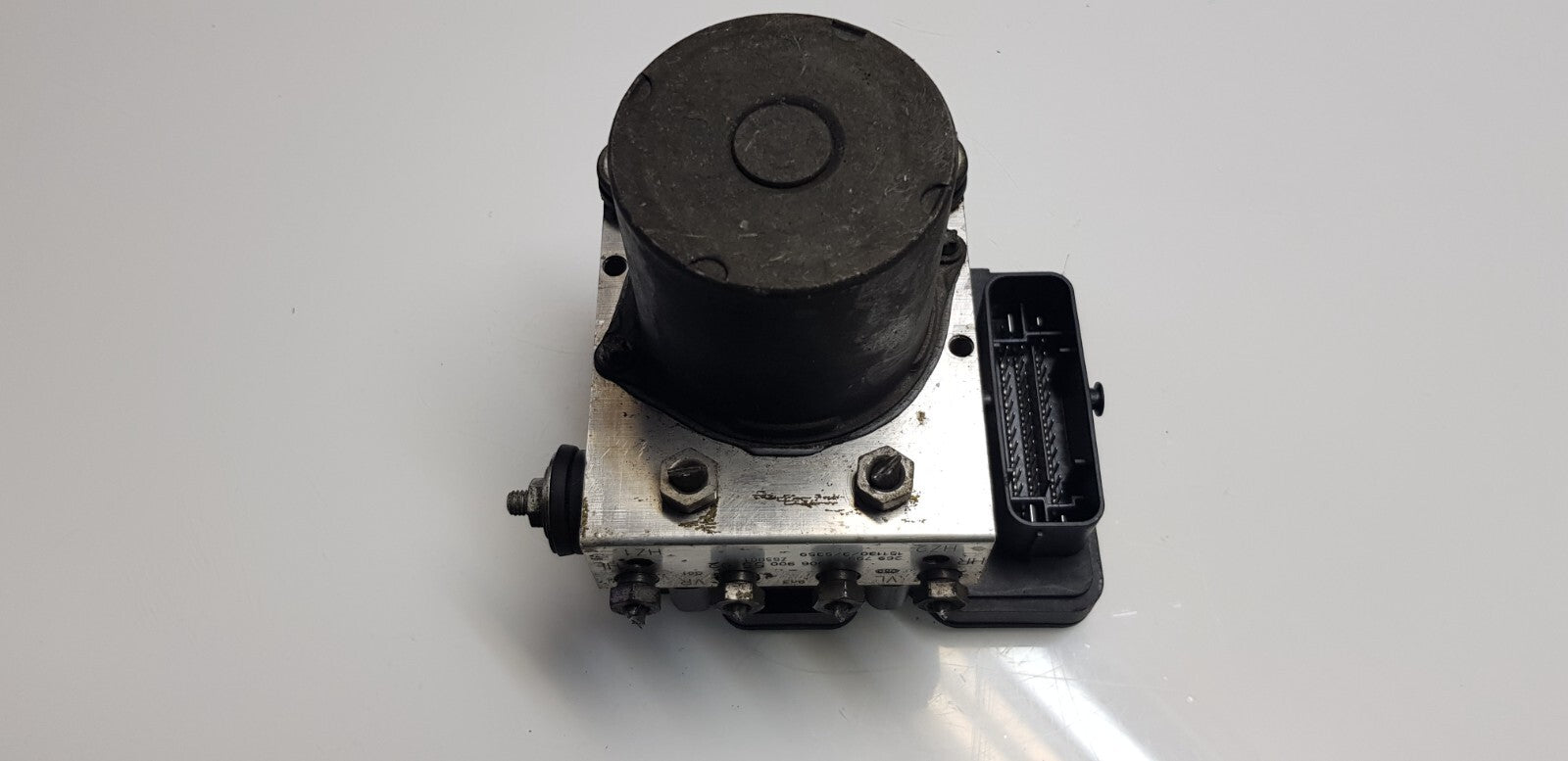 Mercedes Sprinter ABS Hydraulikblock Pumpe Steuergerät A 9069005502 0265956378