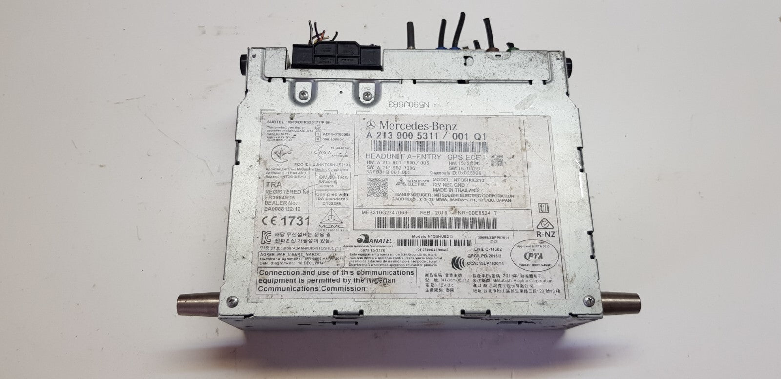 Mercedes W213 Headunit Navigationssystem A 2139005311 A 2139011800 mit PIN Code