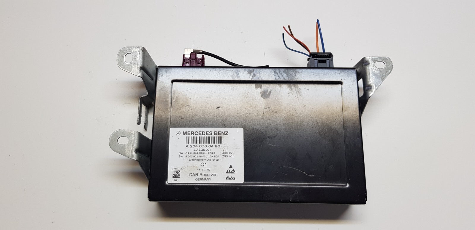 Mercedes W212 DAB Steuergerät A 2048706496 A 2048703694