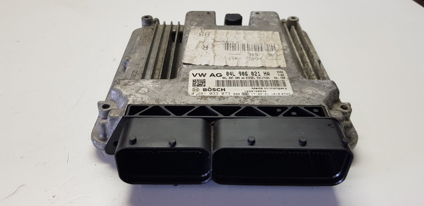 Audi Motorsteuergerät Steuergerät 04L906021HA 0281033073 EDC17C64