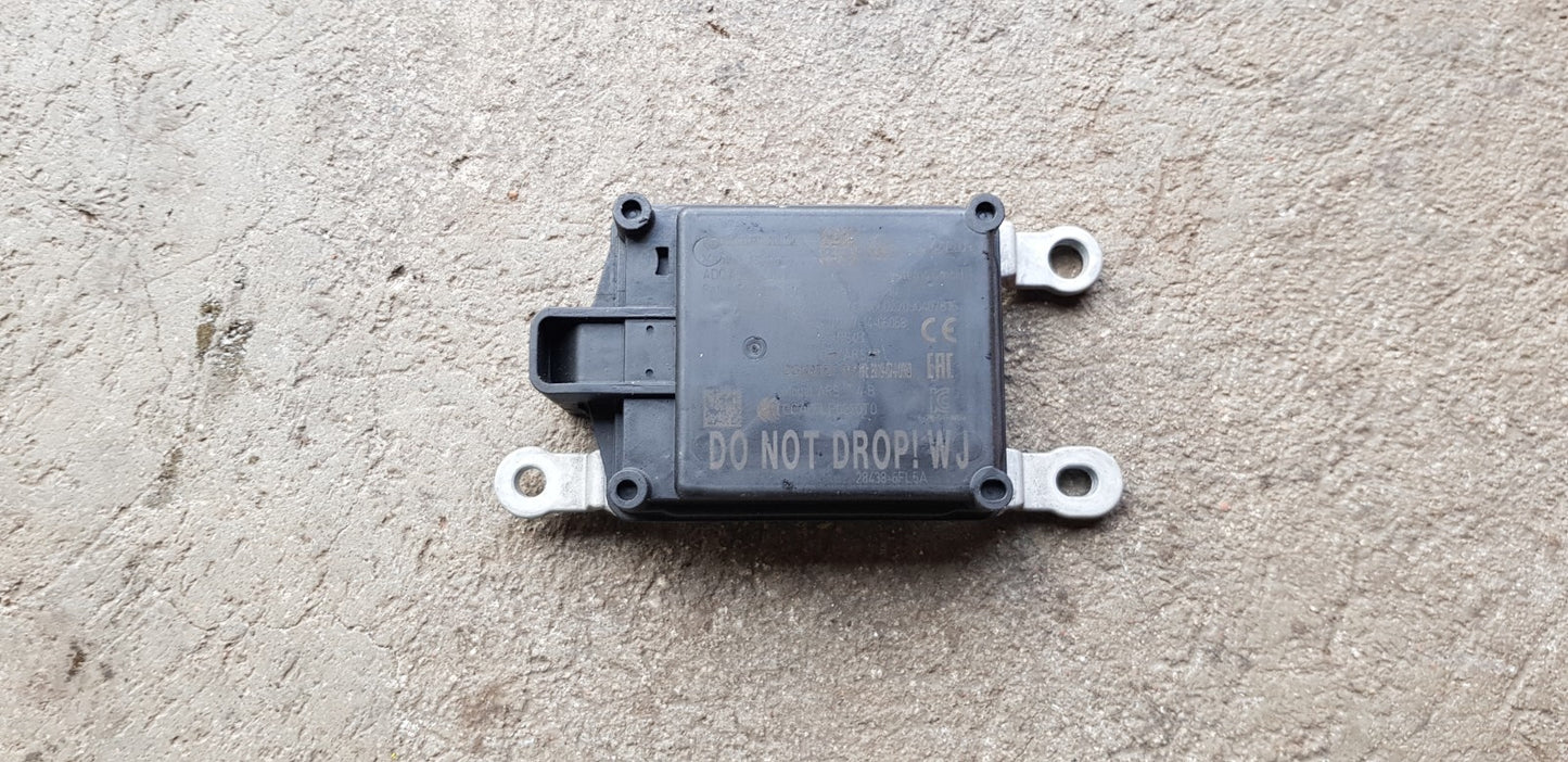 Nissan Qashqai Abstandsregelung Radarsensor Steuergerät 28438-6FL5A