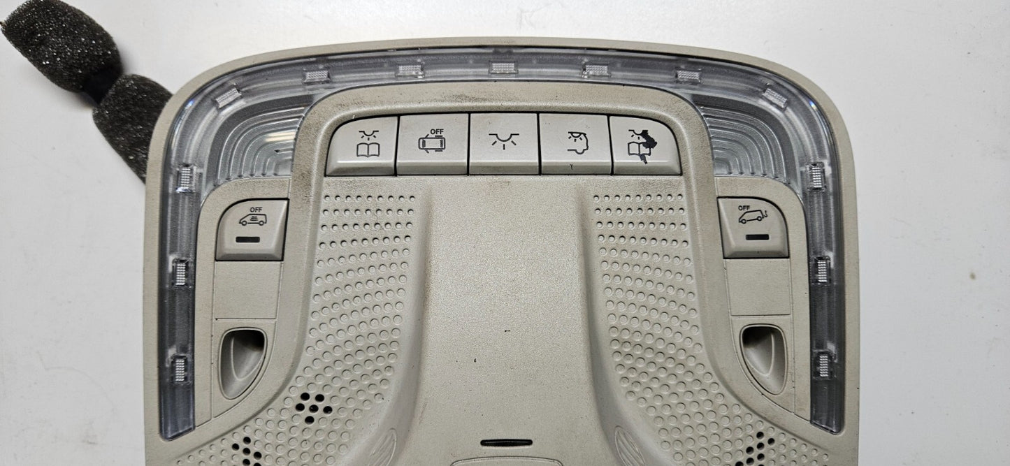 Mercedes W447 Dachbedieneinheit Innenraumbeleuchtung A 4479000006 A 4479015302