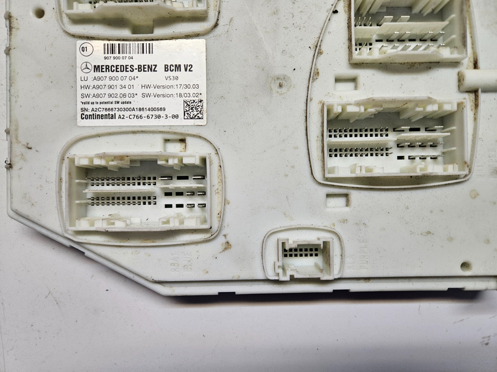 Mercedes Sprinter W907 SAM Steuergerät A 9079000704 A 9079013401