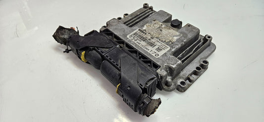 Alfa Romeo Motorsteuergerät Steuergerät 51877435 0281017303 ♻️