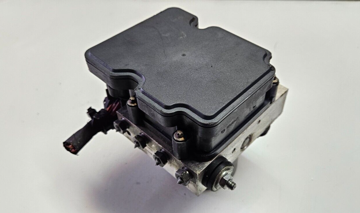 Mercedes Sprinter ABS Hydraulikblock Pumpe Steuergerät A 9069005702 0265956378