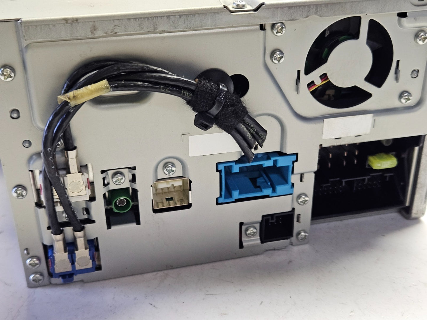 Mercedes C W204 Headunit Navigationssystem Radio A 2049062900 mit PIN Code ♻️
