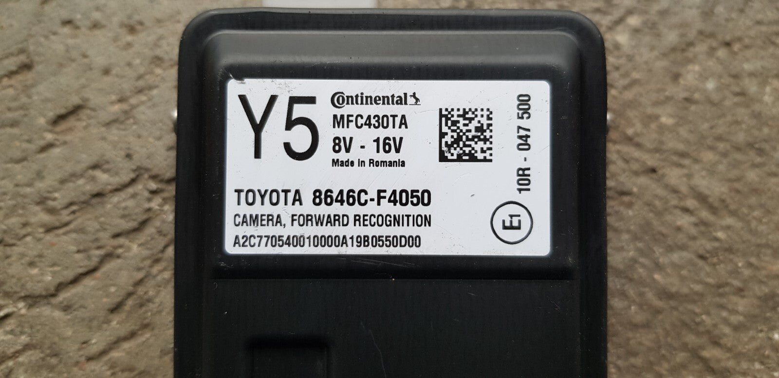 Toyota C-HR Windschutzscheibe Kamera 8646C-F4050