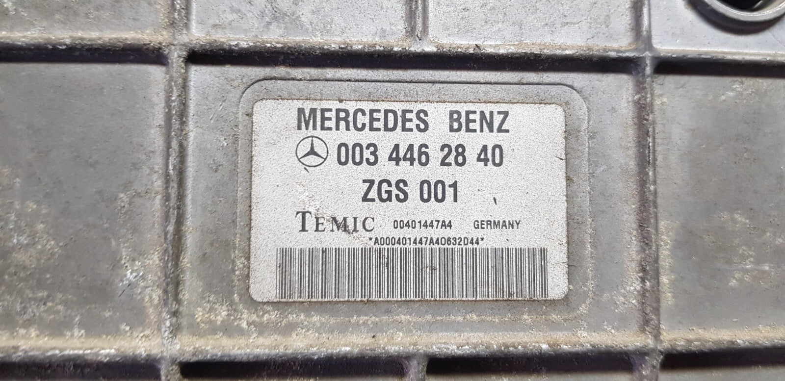 Mercedes Atego Motorsteuergerät mit Schlüssel 0034462840 A 0424470440