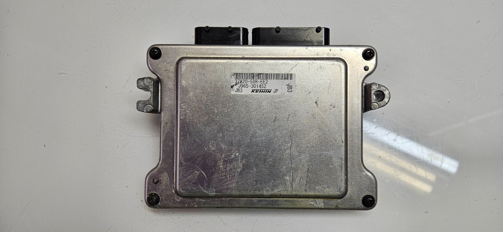 Honda Jazz Motorsteuergerät Steuergerät 37820-58R-EE2 J965-301452