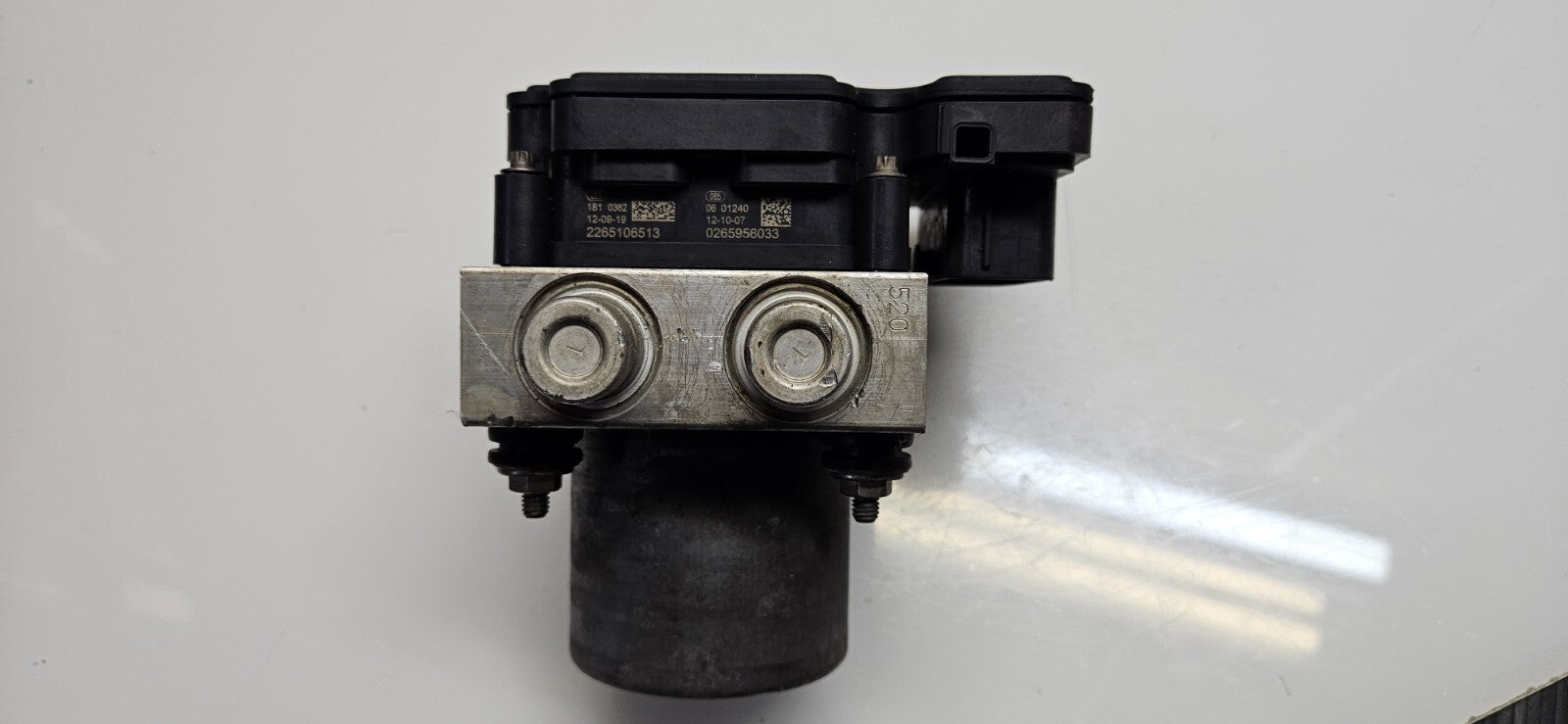 Mercedes Sprinter ABS Hydraulikblock Pumpe Steuergerä A 9069008601 0265956033