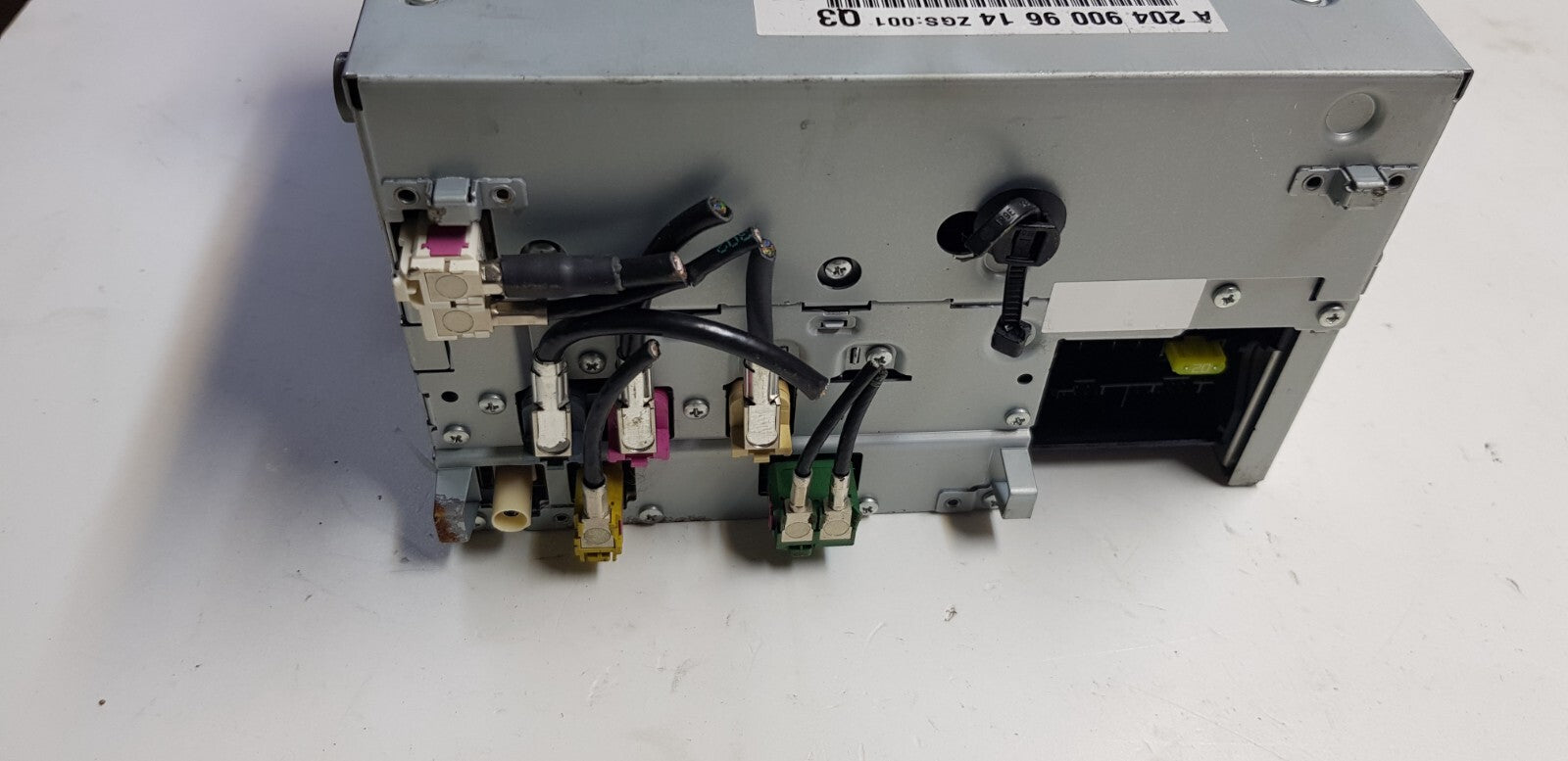 Mercedes W204 Headunit Navigation Comand A 2049009614 A 2049015204 mit PIN Code