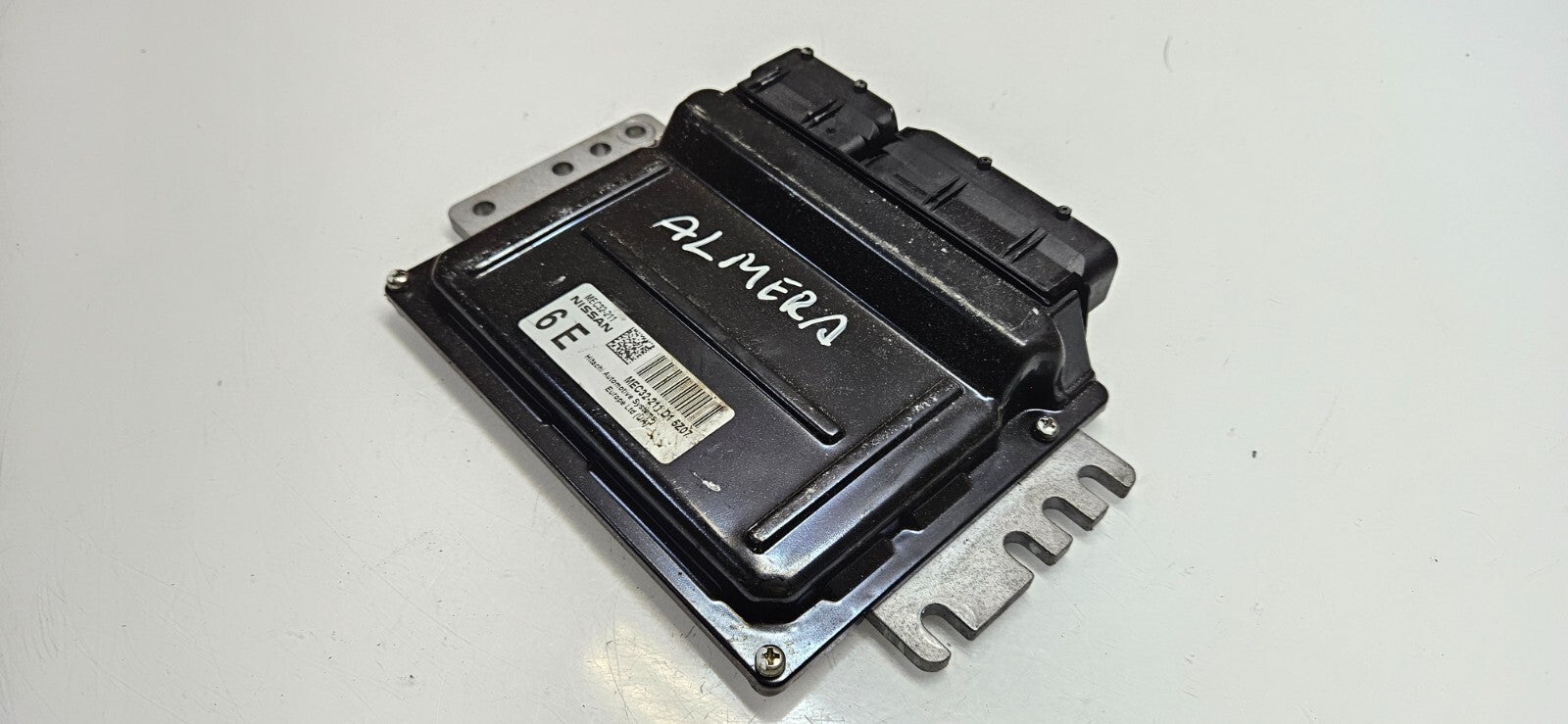 Nissan Almera Motorsteuergerät Steuergerät MEC32-211