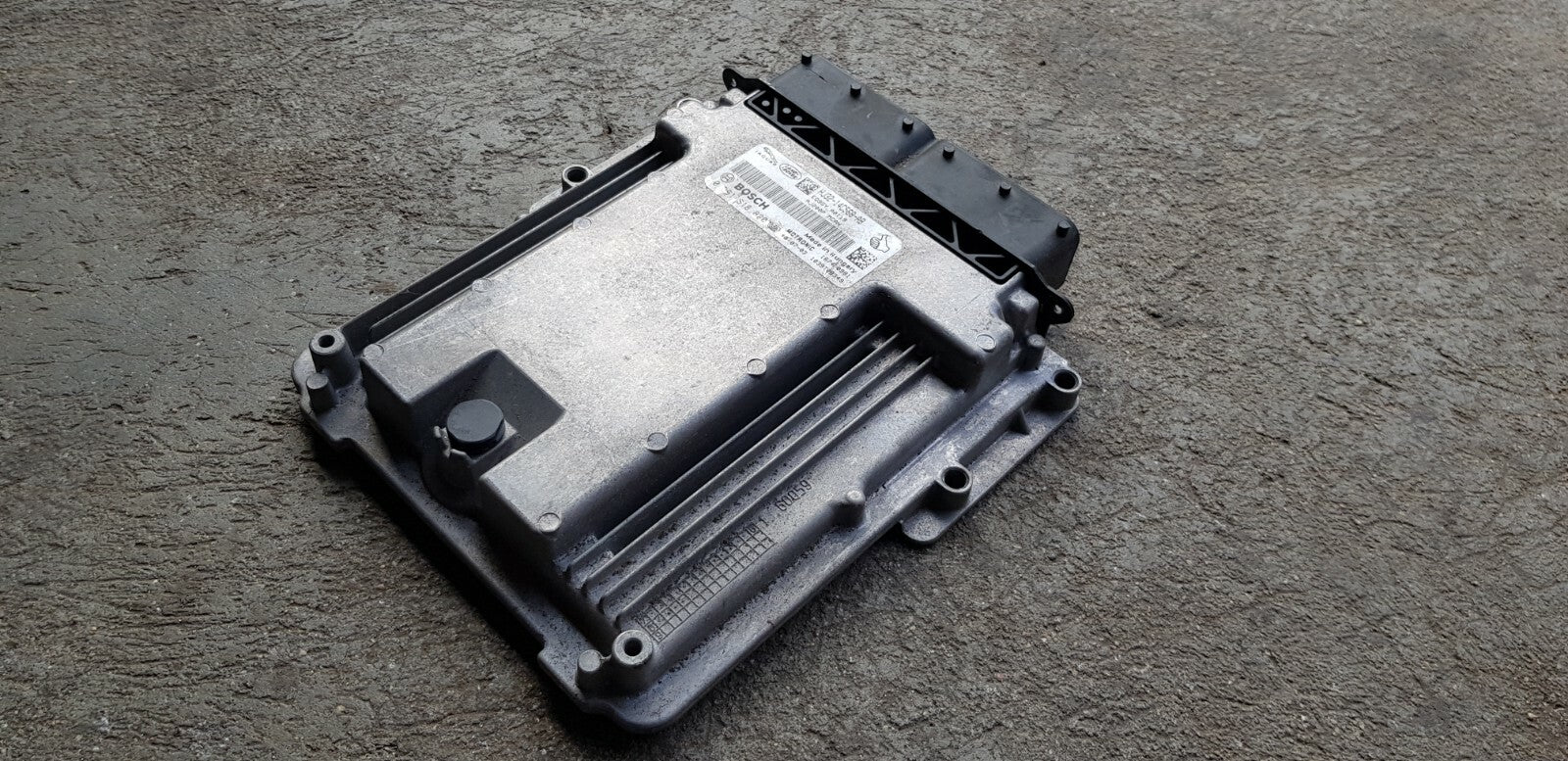 Jaguar Land Rover Motorsteuergerät Steuergerät HJ32-14C568-AB 0261S18820