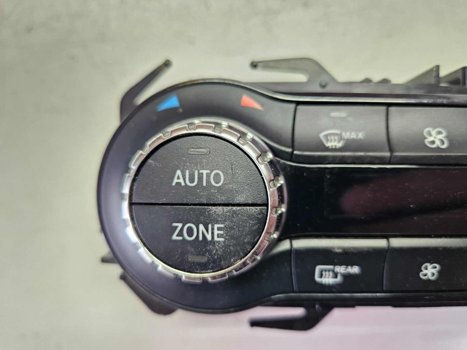 Mercedes A B CLA GLA Klima Klimabedienteil A 2469008415 A 2469010805 ♻️