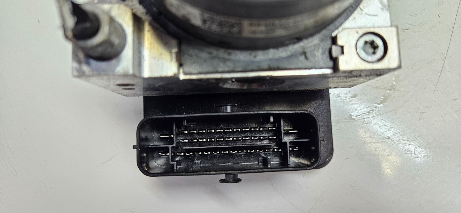 Opel Corsa Schaltg. ABS Hydraulikblock Pumpe 9846124480 10.0917-3950.3