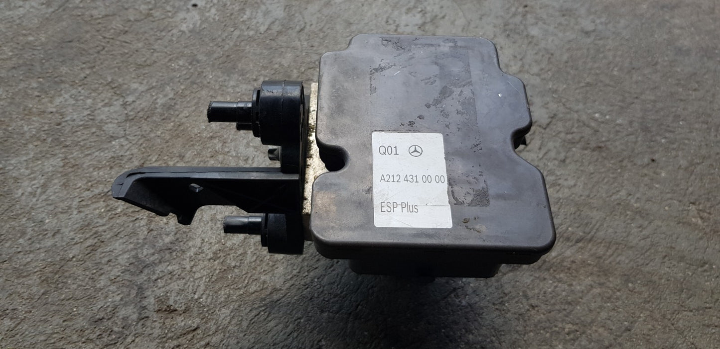 Mercedes W212 W218 ABS Hydraulikblock Hydraulikaggregat A 2124310000