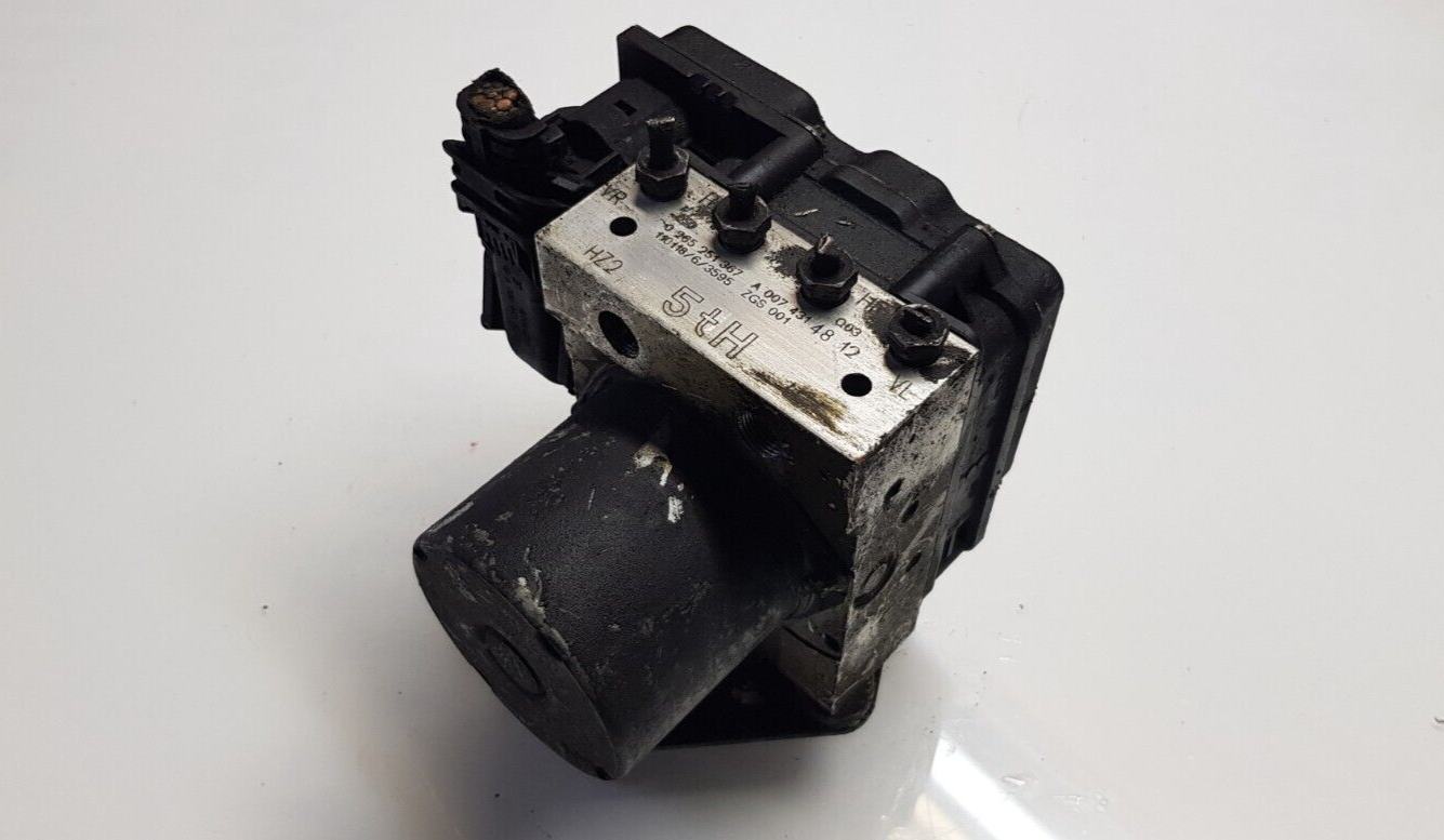 Mercedes Sprinter ABS Hydraulikblock Pumpe Steuergerät A 0074314812 0265951521