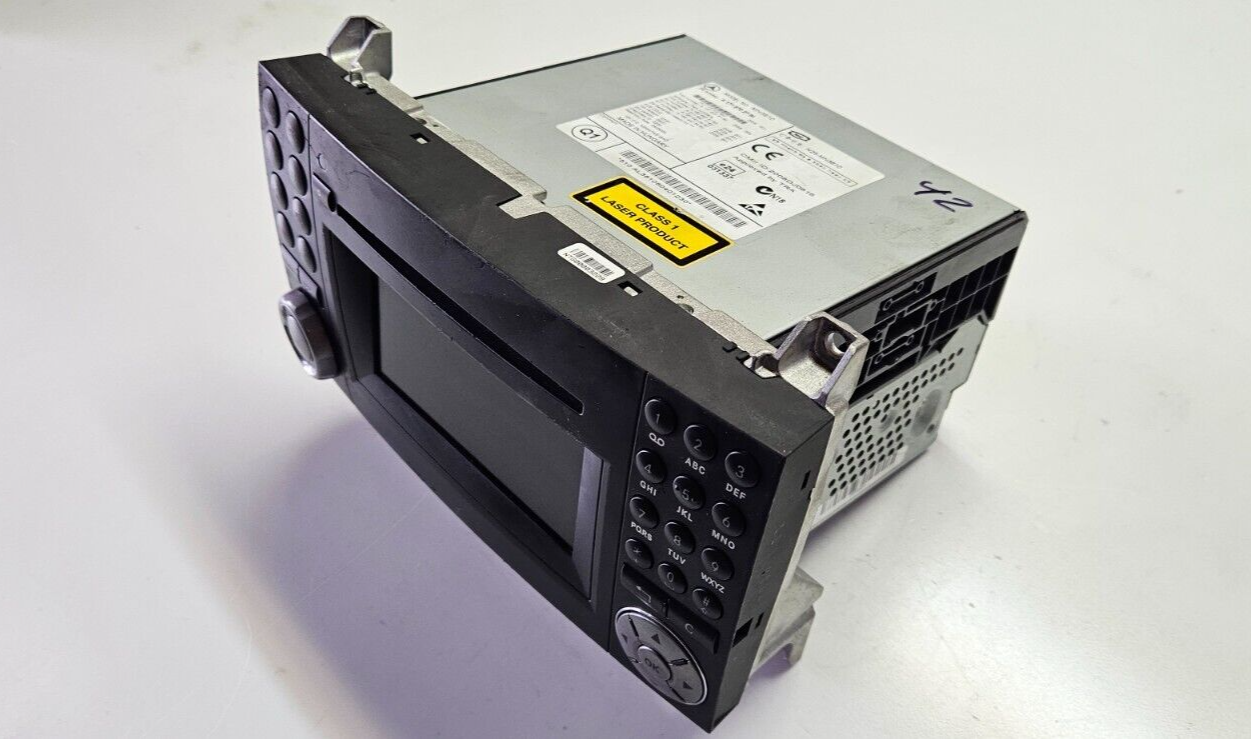 Mercedes SLK R171 Headunit Radio Wechsler A 1718702794 A 1718208789 MN3810