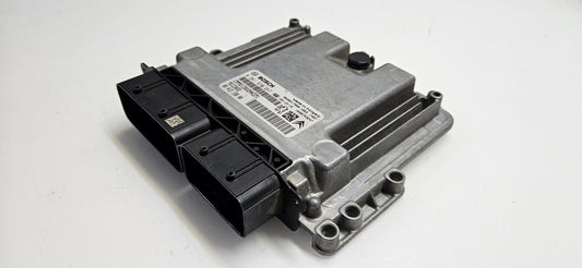 Opel Corsa Motorsteuergerät Steuergerät 0261S102VT 9841215880