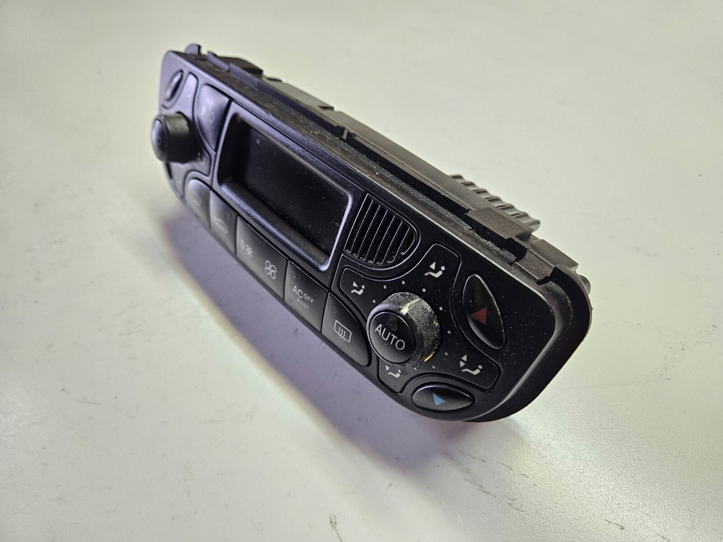 Mercedes C CLK W203 Klimabedienteil Bedienteil 2098300285 ♻️