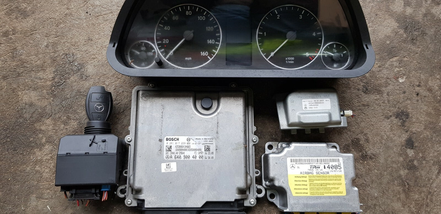 Mercedes Motorsteuergerät mit Wegfahrsperre A 6409004000 0281017239