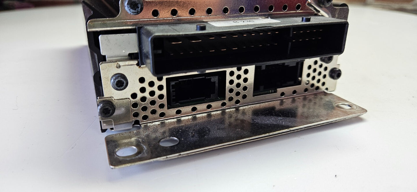Mercedes SL R230 Bose Verstärker Audio Steuergerät A 2308203889 A 2308270063