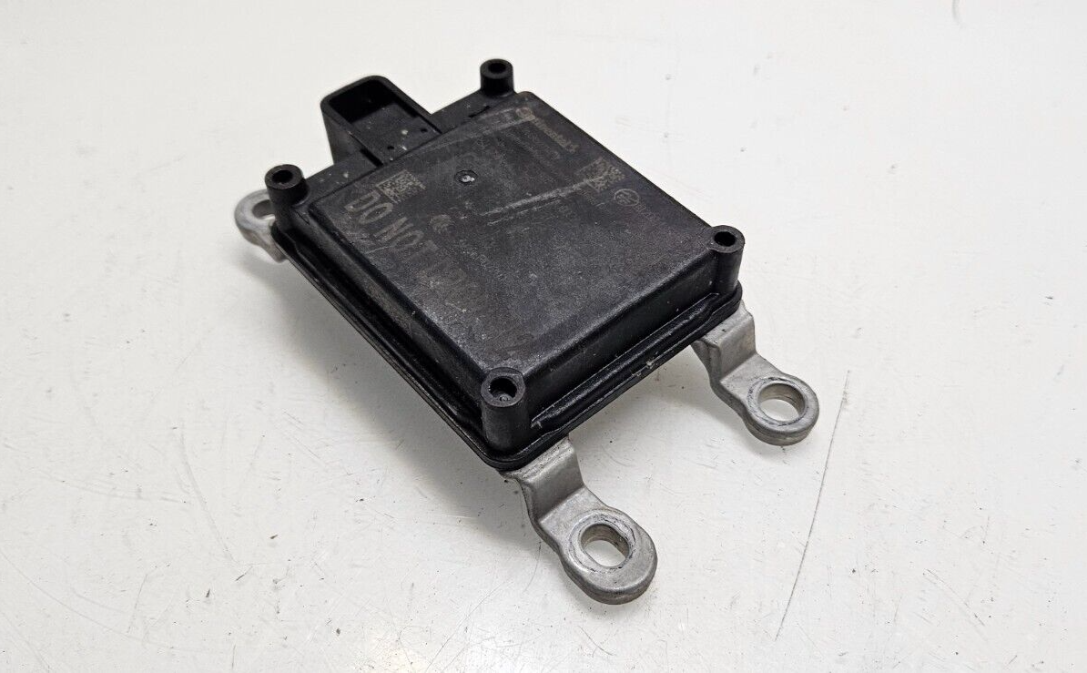 Nissan Juke Abstandssensor Radarsensor Steuergerät 28438-6PA0C W2
