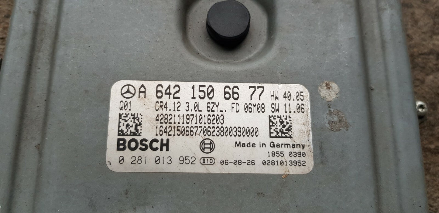 Mercedes W251 Motorsteuergerät Steuergerät A 6421506677 0281013952
